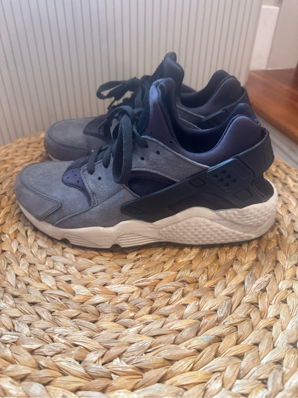 Men’s Nike Air Huarache sneakers